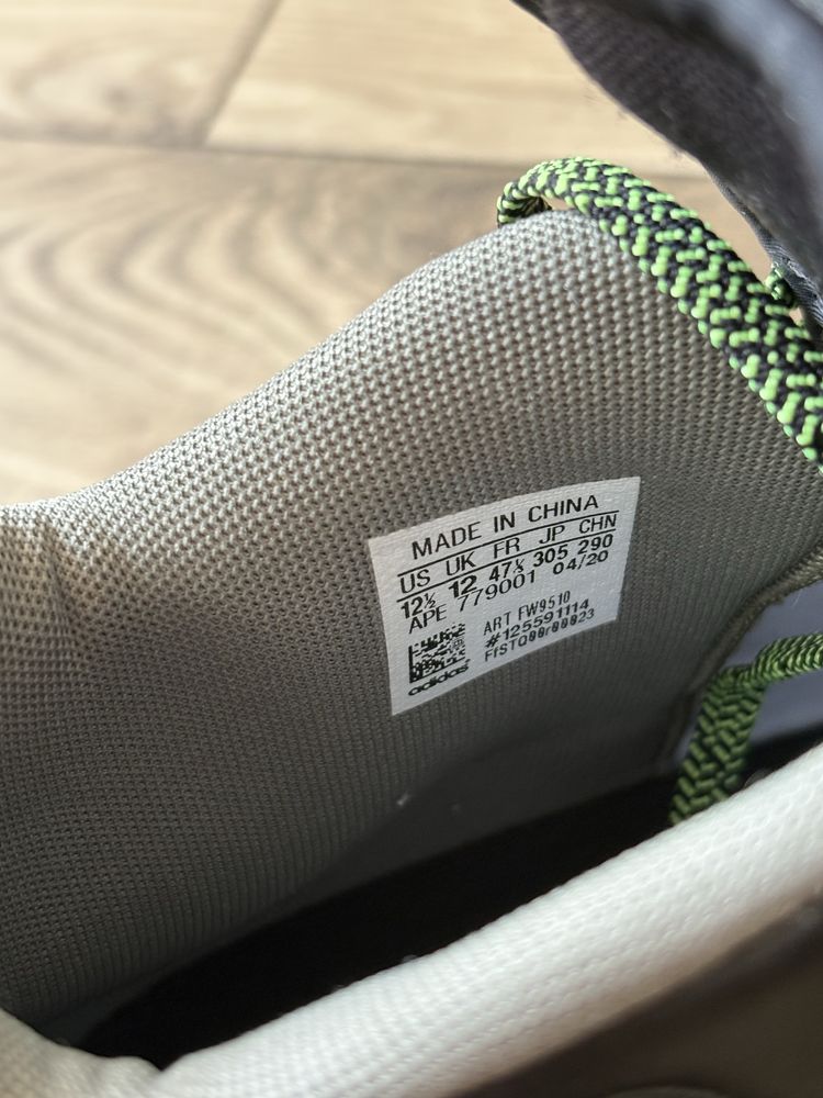 Buty Adidas  Pro Boost Mid