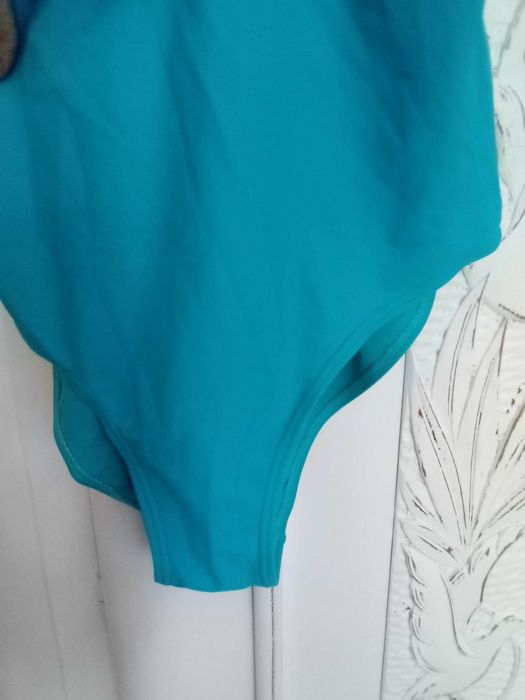 Jednoczęściowy kostium kąpielowy L 40A bikini plażówki strój