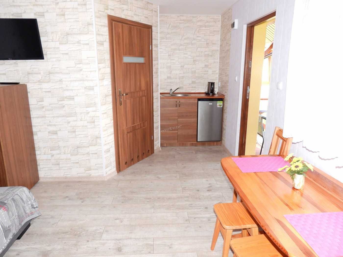 Agroturystyka u Haliny noclegi domki i pokoje nad jeziorem Rożnowskim