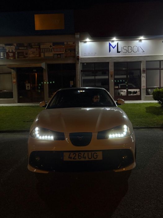 Oticas e farois Ibiza 6L