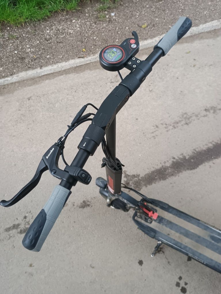 Електросамокат Kaabo Skywalker 8
