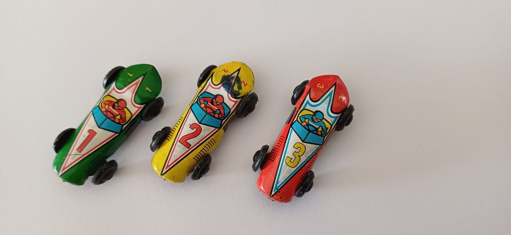 Carrinhos pista vintage anos 60