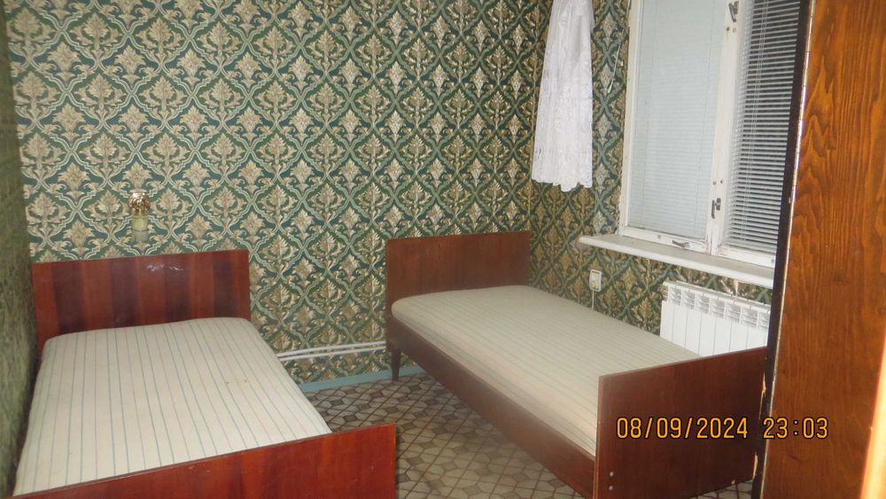 Здається кімнати