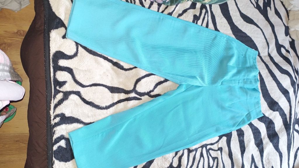 Komplet marynarka r L spodnie XL Zara