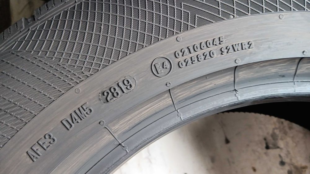 215/65/17 Continental wintercontact ts 850 p