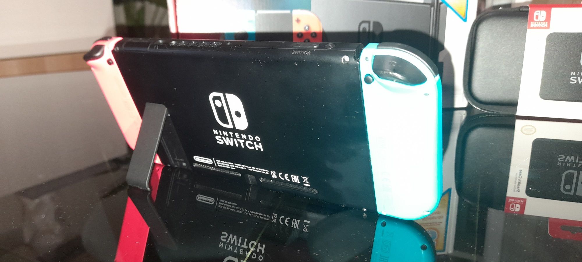Nintendo  Switch V1 2019