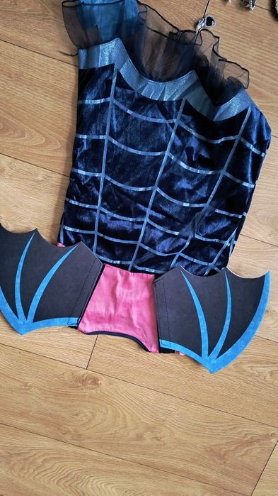 Kostium Vampirina 150 9 części