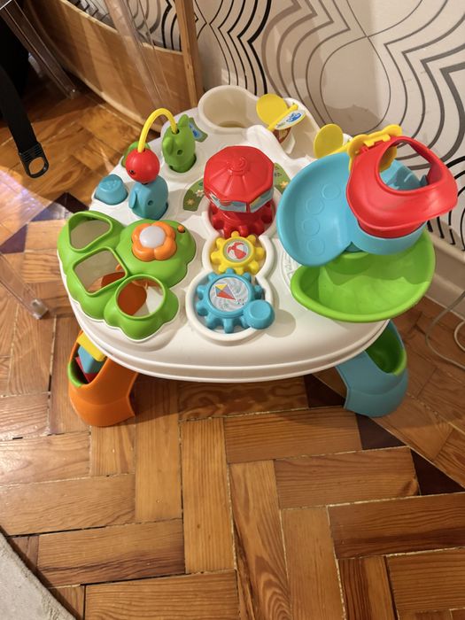 Brinquedo Mesa com atividades crianças Montessori