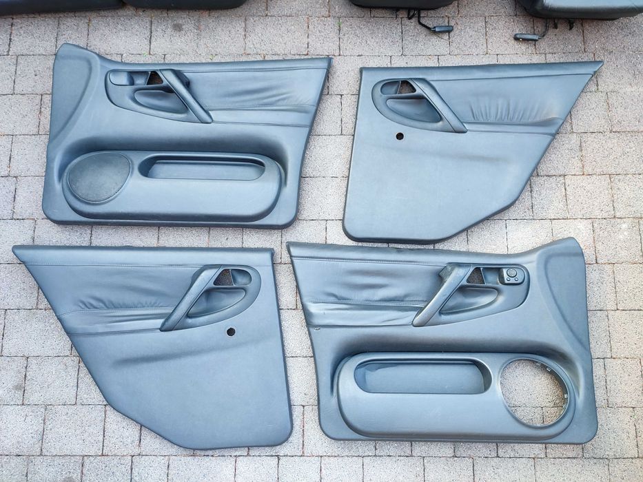 Boczki Drzwi Skóra VW Polo 6N