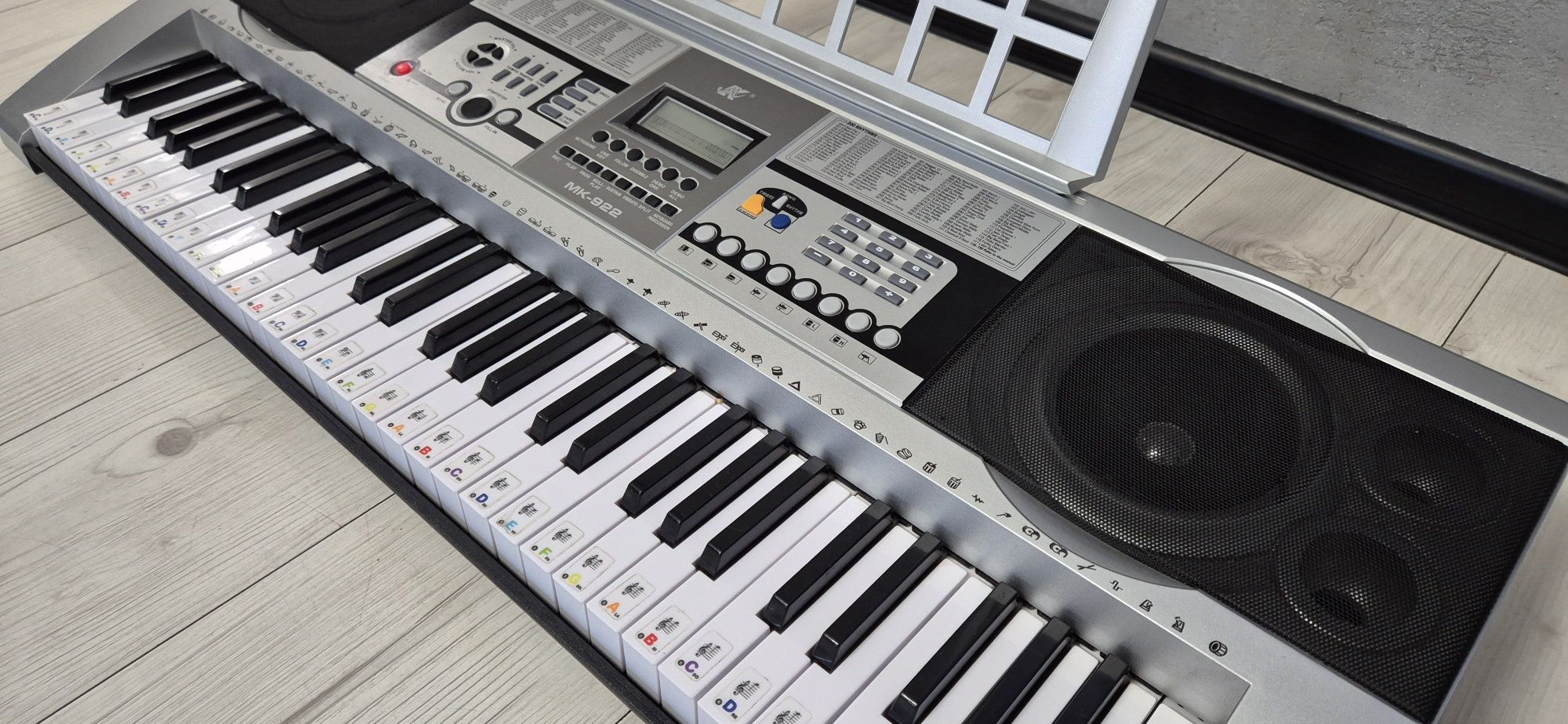 Keyboard MK 922.