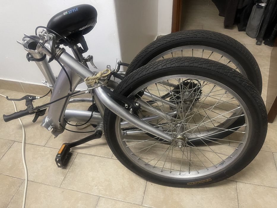 Bicicleta dobravel em bom estado