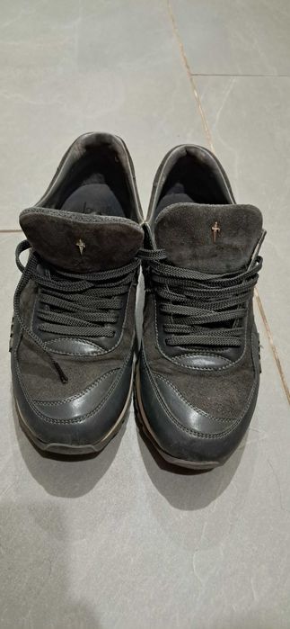 Жіночі кросівки 39 розмір