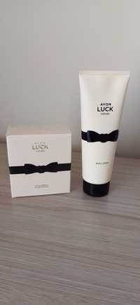 wstaw Avon perfumy Luck i balsam