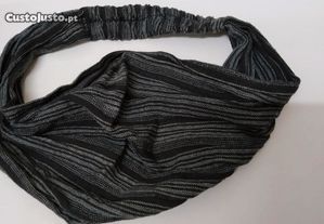 40 Acessórios para cabelos (Bandeletes, travessões, molas pequenas)