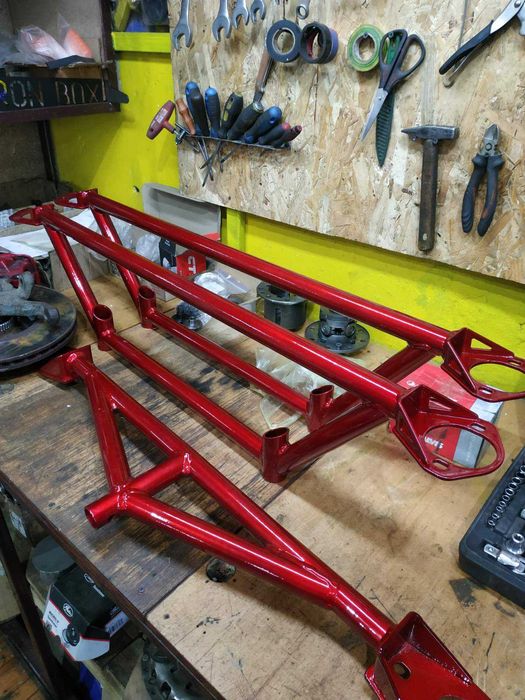 Распорка БМВ Е36 задняя с завязкой на подрамник