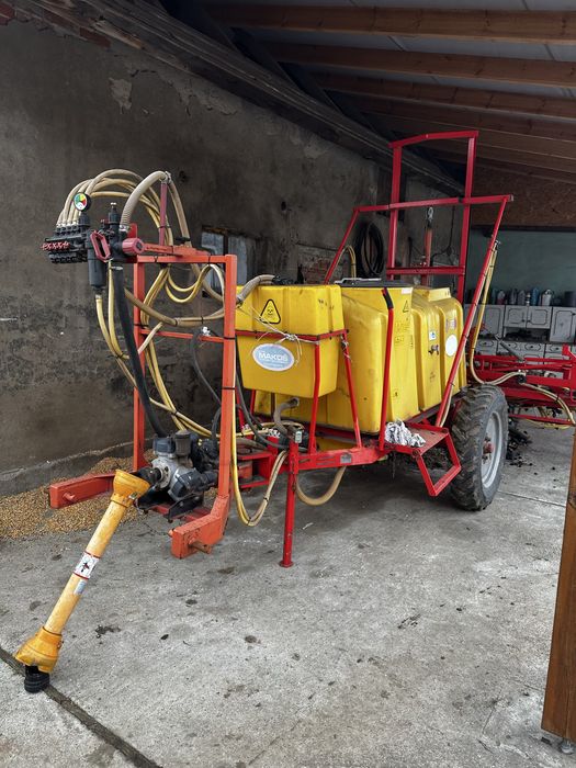 Opryskiwacz Polowy Przyczepiany PP-1200/15