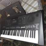 Keyboard Yamaha PsrE463 z osprzętem.Jak nówką.Stan sklepowy. Masa nut.