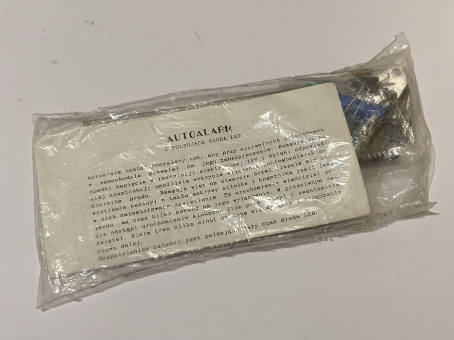 Autoalarm - stary zestaw do samodzielnego montażu