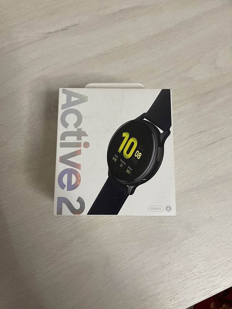 Смарт-годинник Samsung Galaxy Watch Active 2 40 mm