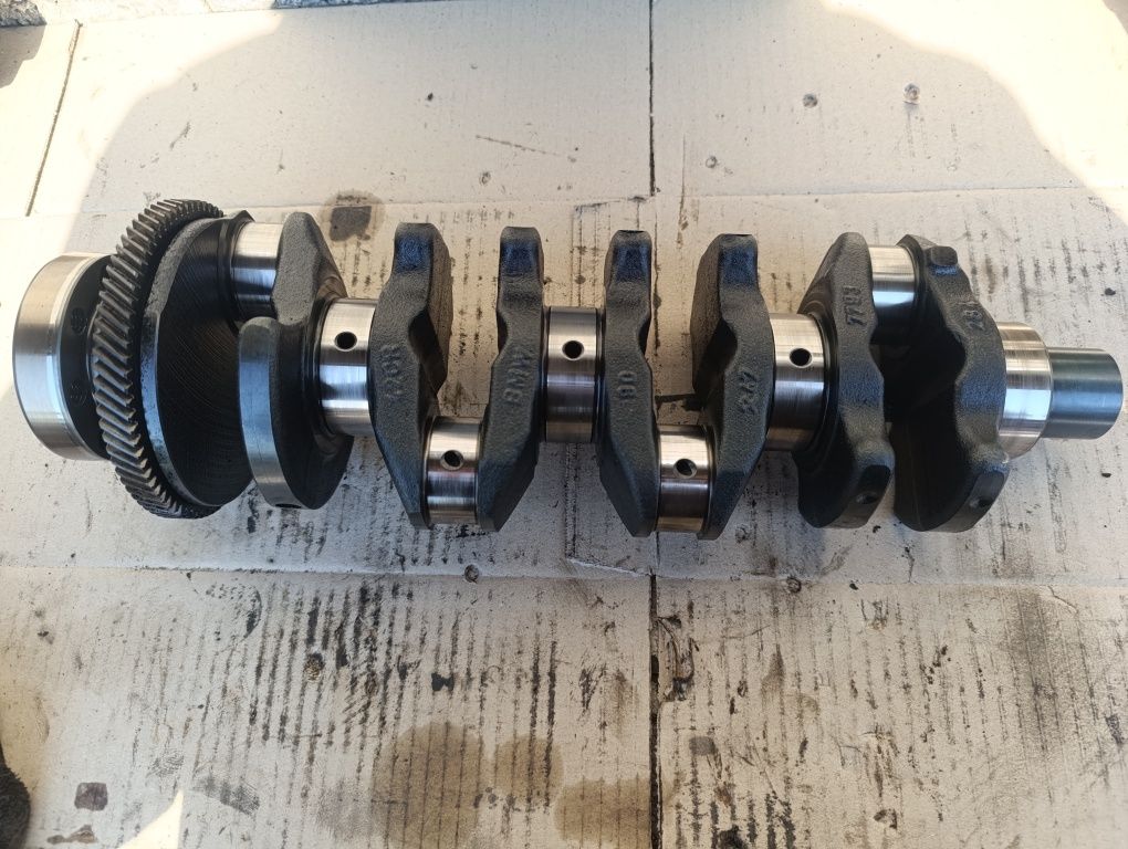 Колінвал коленвал 2.0 D m47N Bmw E46 E90 e60 e81 Бмв е46