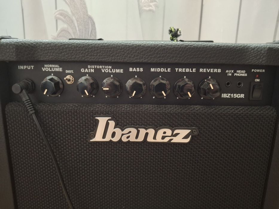 Комбопідсилювач ibanez IBZ15GR