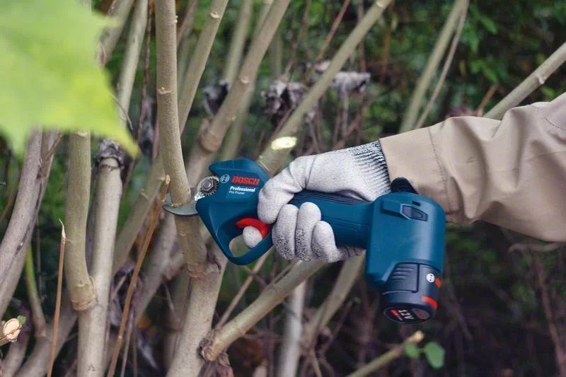 Bosch Pro Pruner Sekator Akumulatorowy 12V bez akumulatora i ładowarki