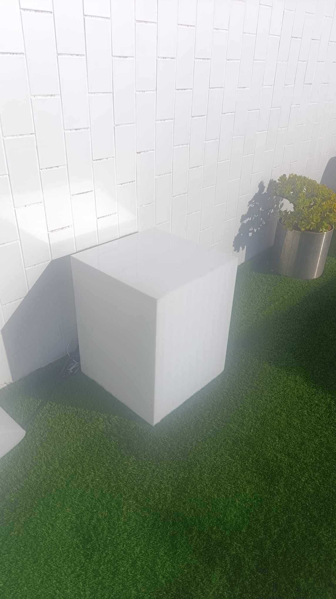 Paralelepípedo Decorativo com Luz
