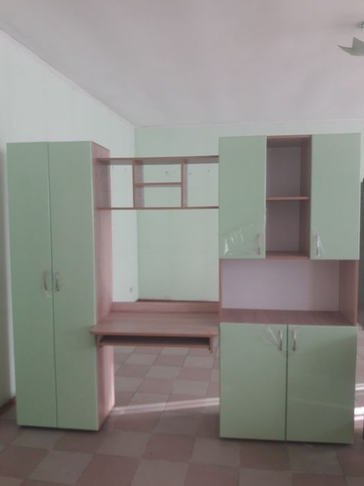 Стенка в дитячу кімнату