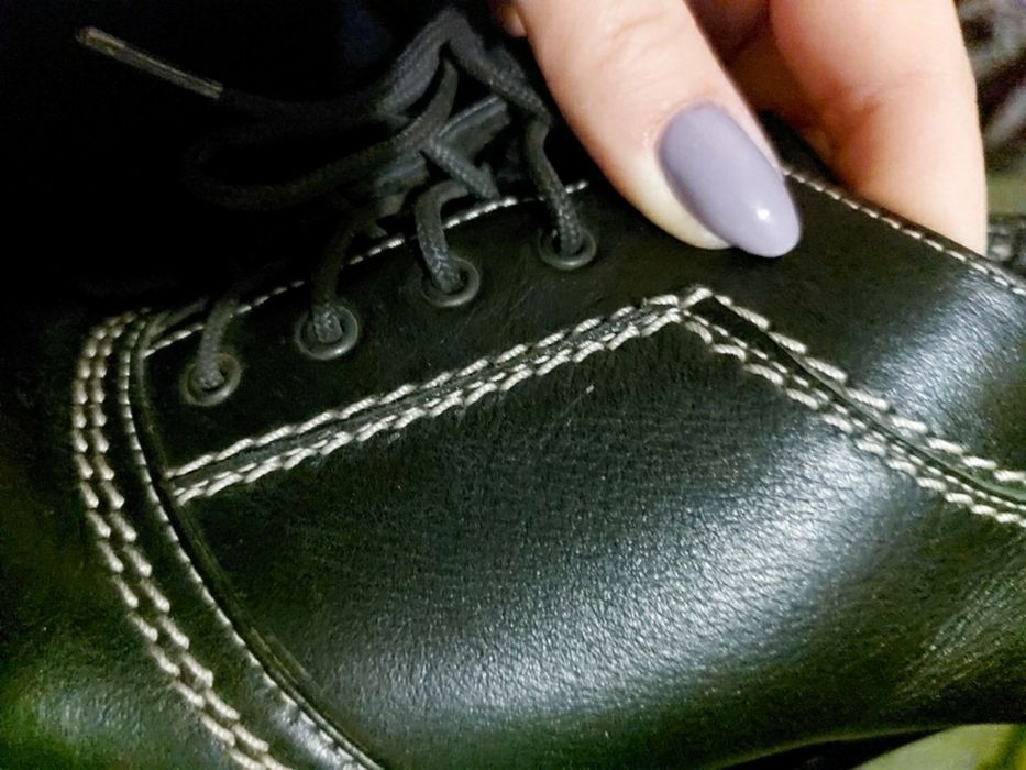 Кожаные ботинки женские