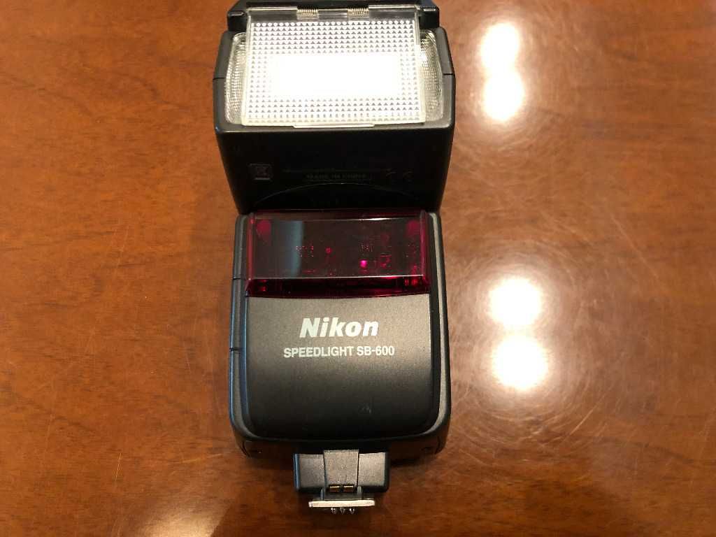 NIKON D7000 Z ZESTAWEM 3 Obiektyw + Lampa