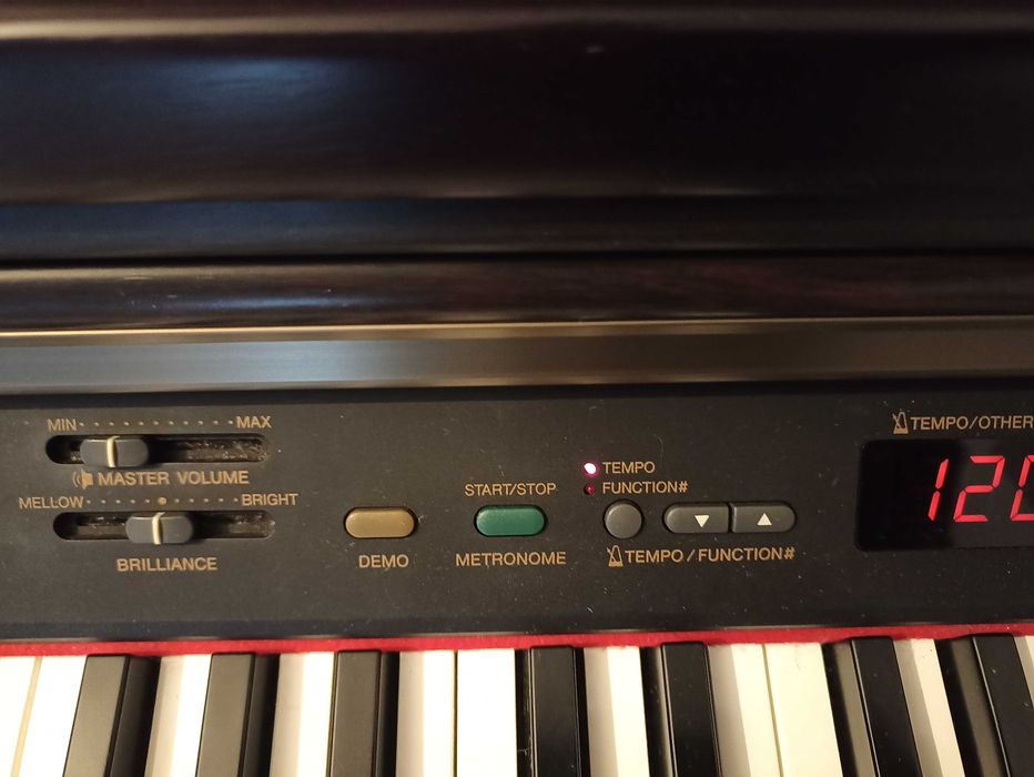 Pianino cyfrowe Yamaha Clavinova CLP - 130 stan bdb