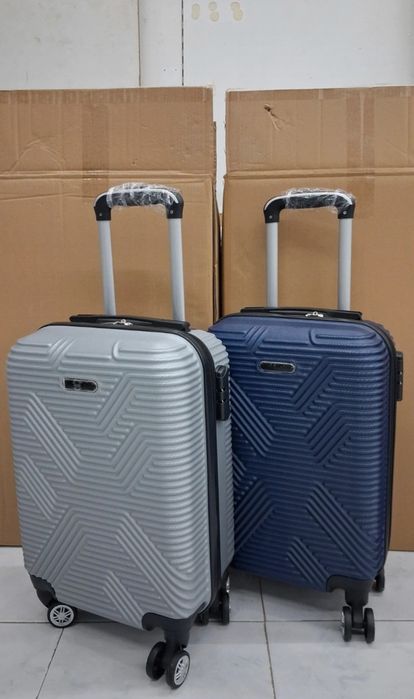 2 Malas de Cabine Novas -  Prata e Azul Marinho