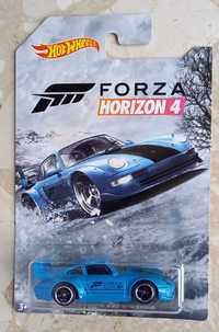 Hot Wheels __ Porsche 993 GT2 (933) __