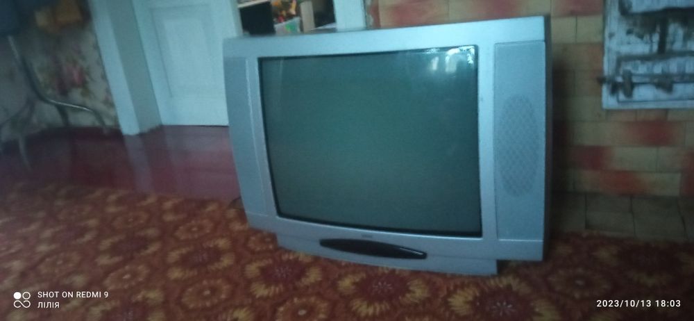 Телевізор кольоровий