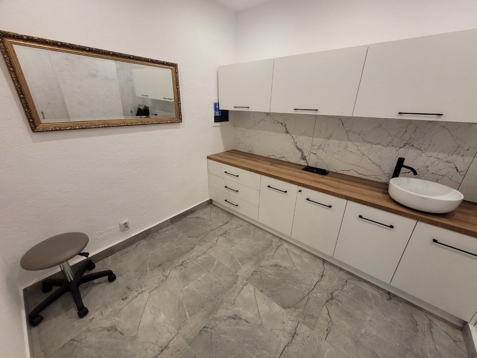 Sprzedam Lokal ,gabinet wolnostojący