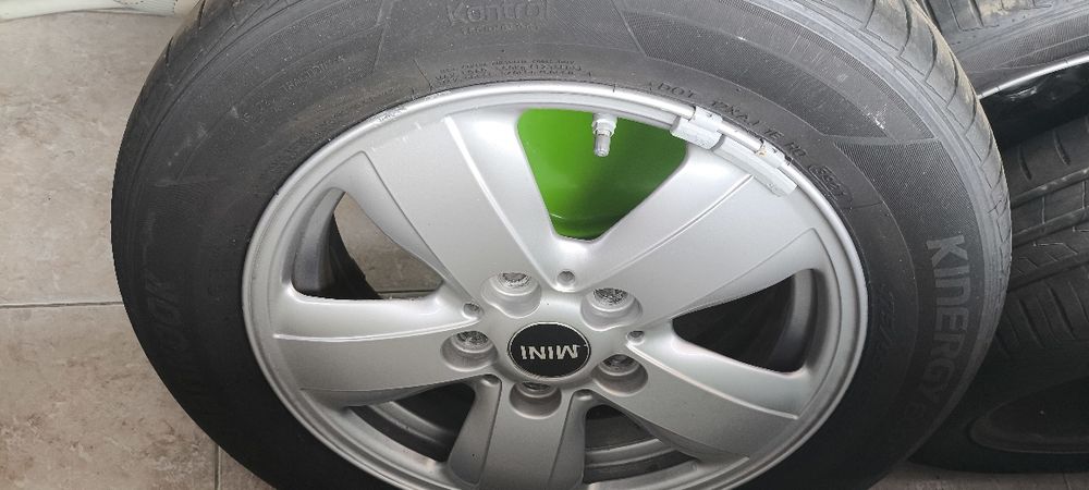 Mini Jantes R15. C pneus     mini