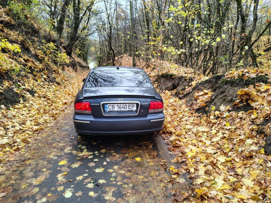 Hundai Sonata 2.7 газ-бензин