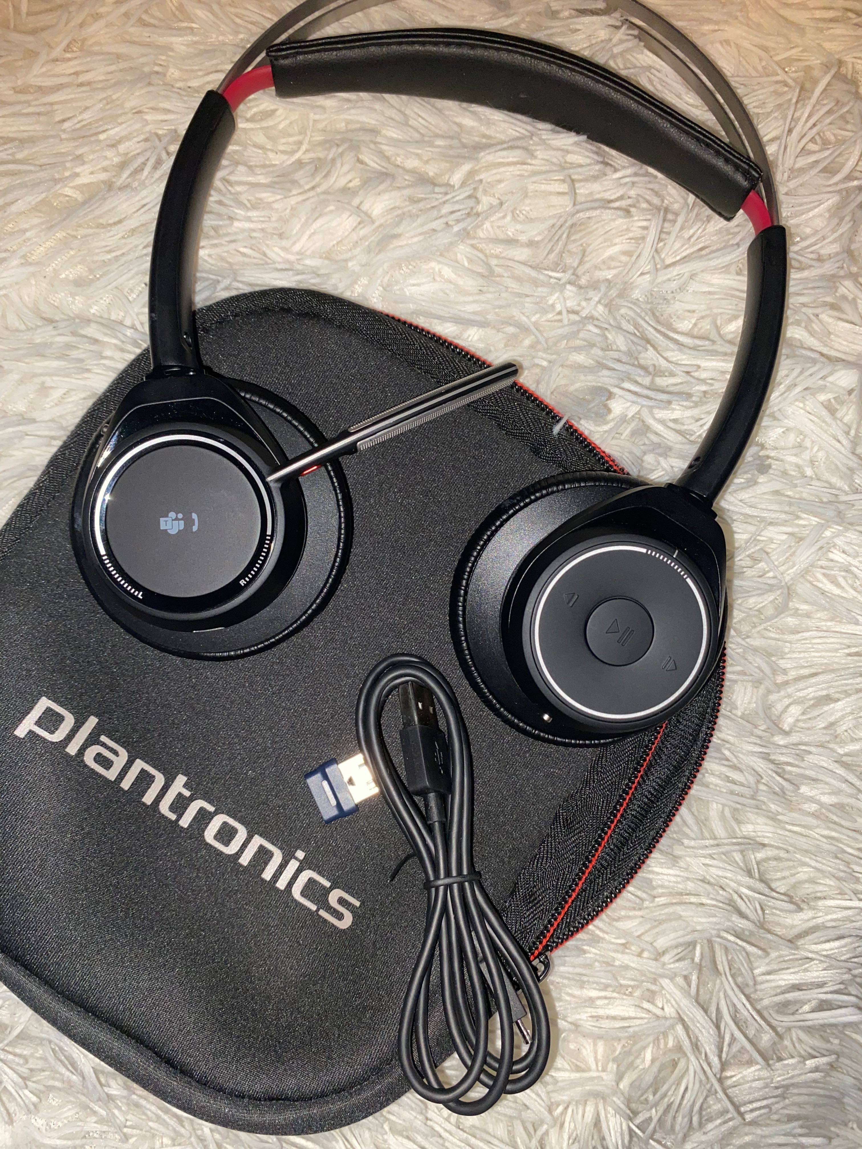 Sprzedam lub zamienię na AirPods słuchawki plantronics Voyager B825-M