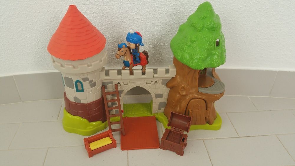 Brinquedo Crianças Castelo do Rei Artur da MATTEL.