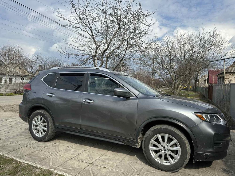 Авто кросовер   Nissan Rogue 2016