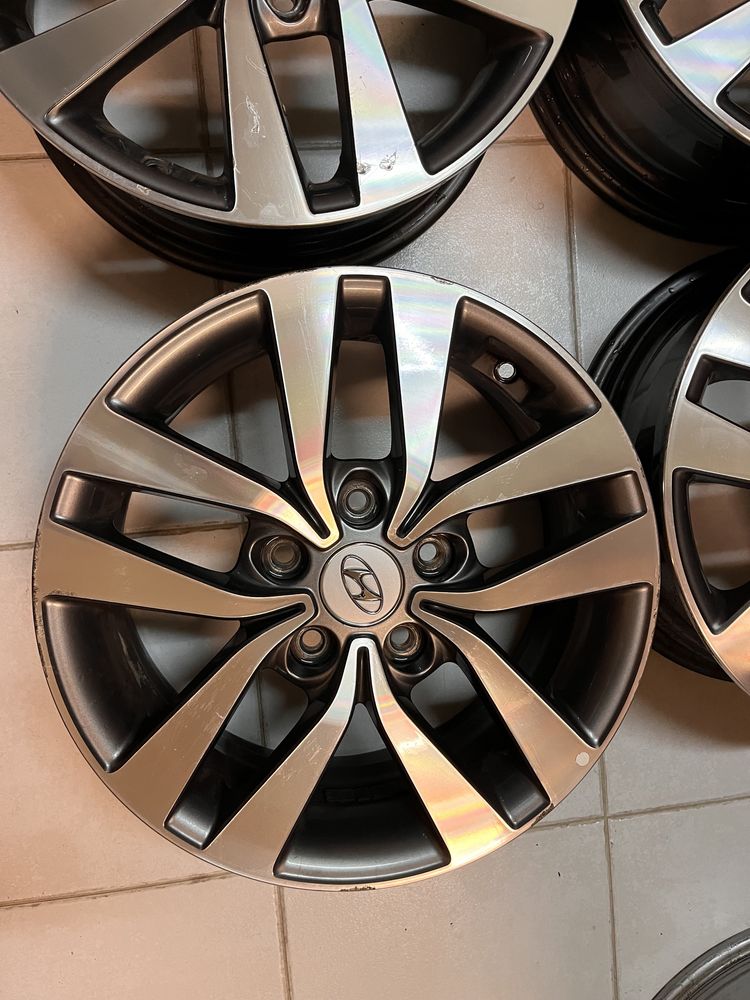 Jantes 16” 5x114.3 originais Hyundai I30 mazda kia