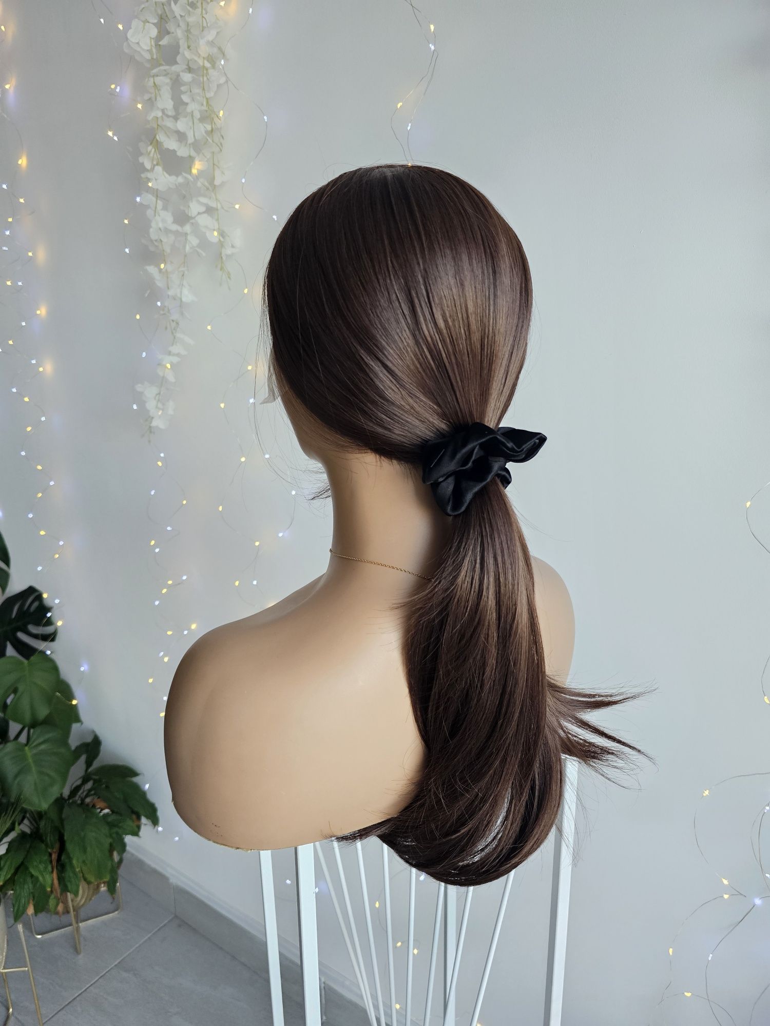 Peruka Abi brąz lacefront zmianq przedziałka naturalny efekt