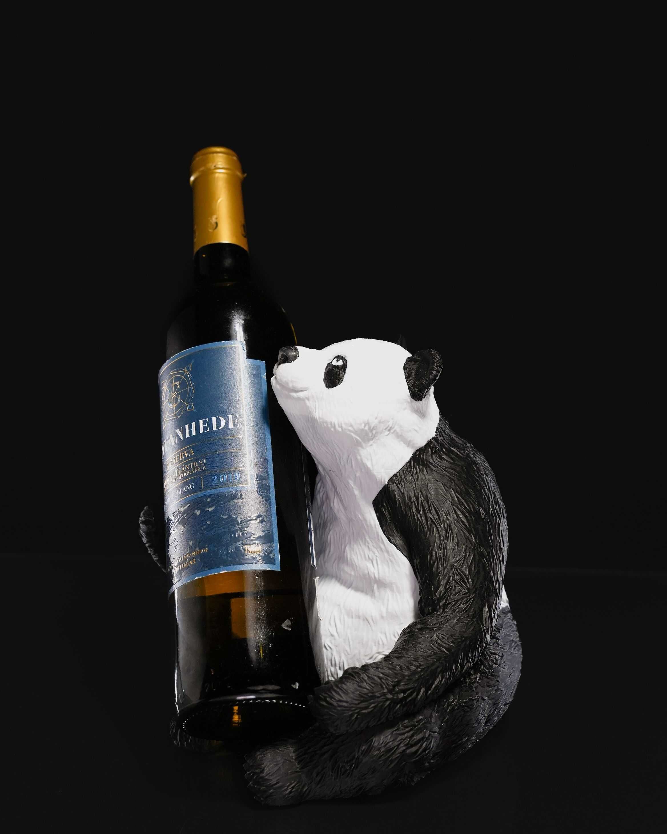 Uroczy Stojak na Wino - Zen Panda