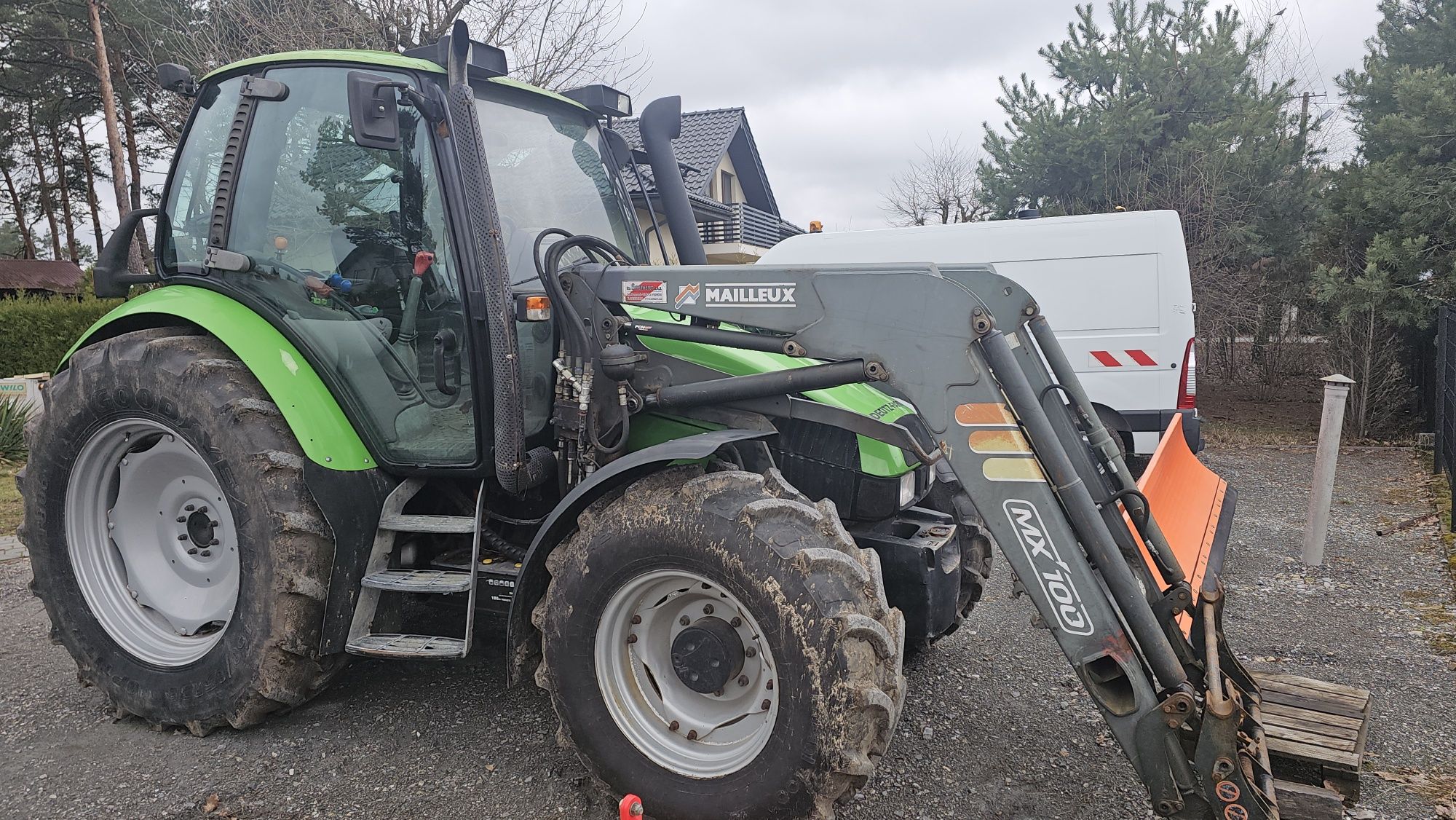 Traktor Deutz Agrotron 90