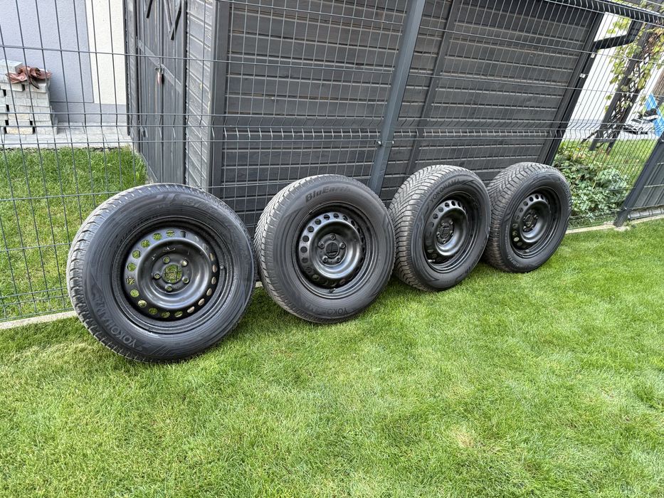 Kola zimowe 215/65r16 5x114,3 yokohama bluerth 2022