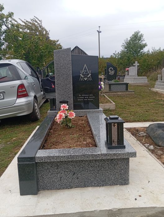 Виготовлення пам'ятників