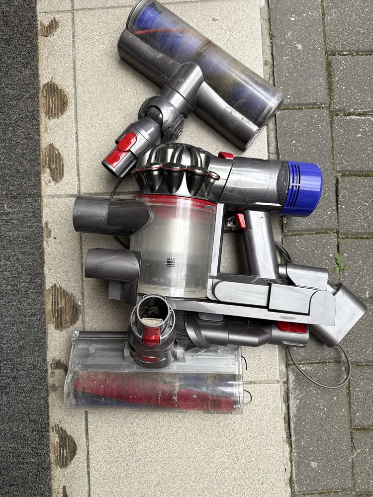 Dyson V8 Absolute