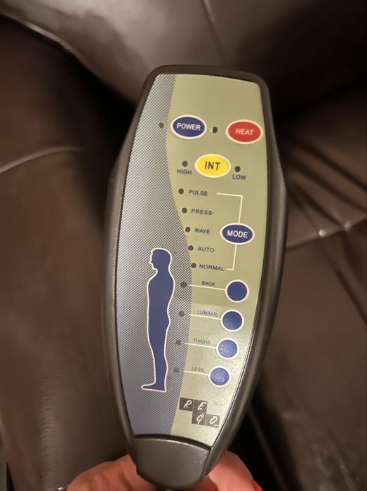 Fotel z funkcja masazu na pilota