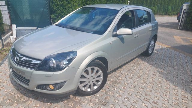 1.6, Bogata Wersja, Xenon, Skóra,Alu