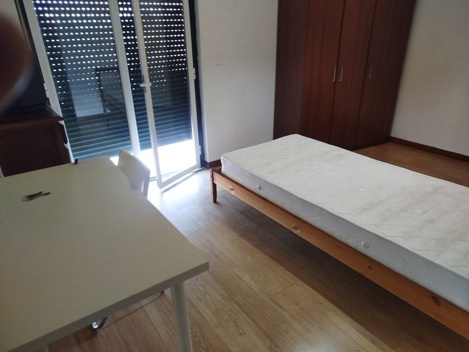 Quarto para alugar Setubal perto do IPS